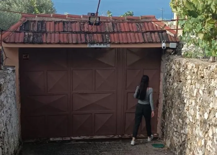 Family Bitri Appartement Piqeras