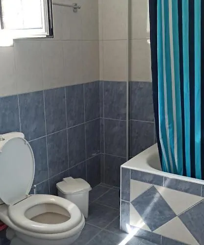 Family Bitri Piqeras